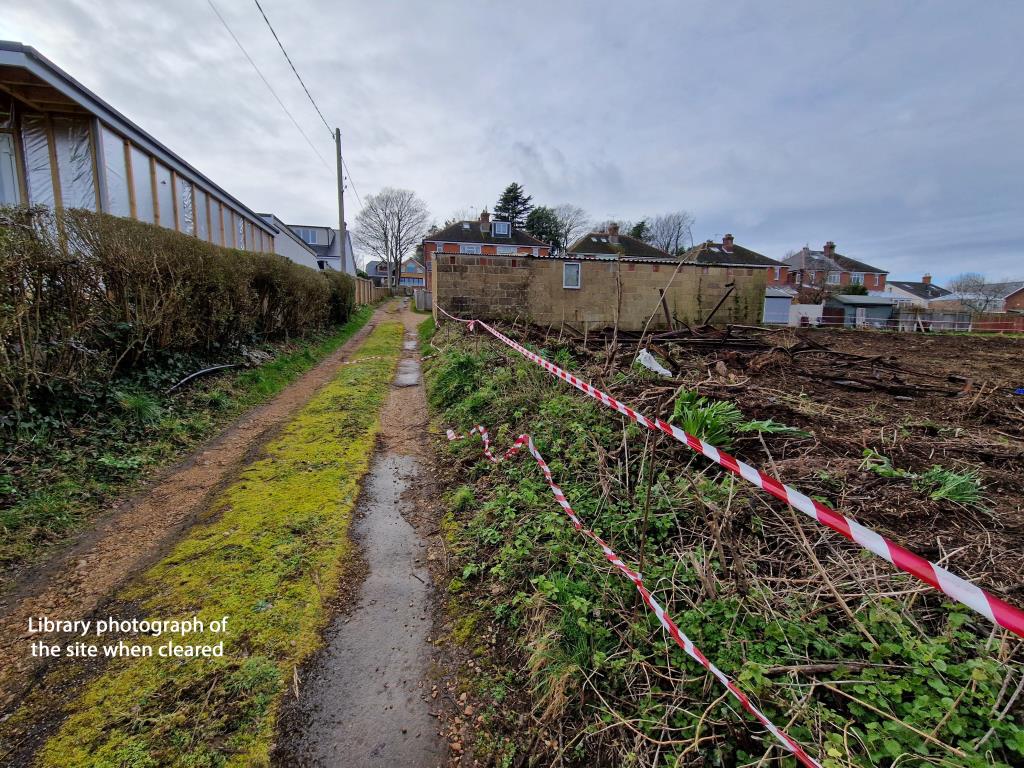 Lot: 28 - APPROXIMATELY THREE QUARTERS OF AN ACRE OF FREEHOLD LAND WITH POTENTIAL - Library photograph of the site when cleared